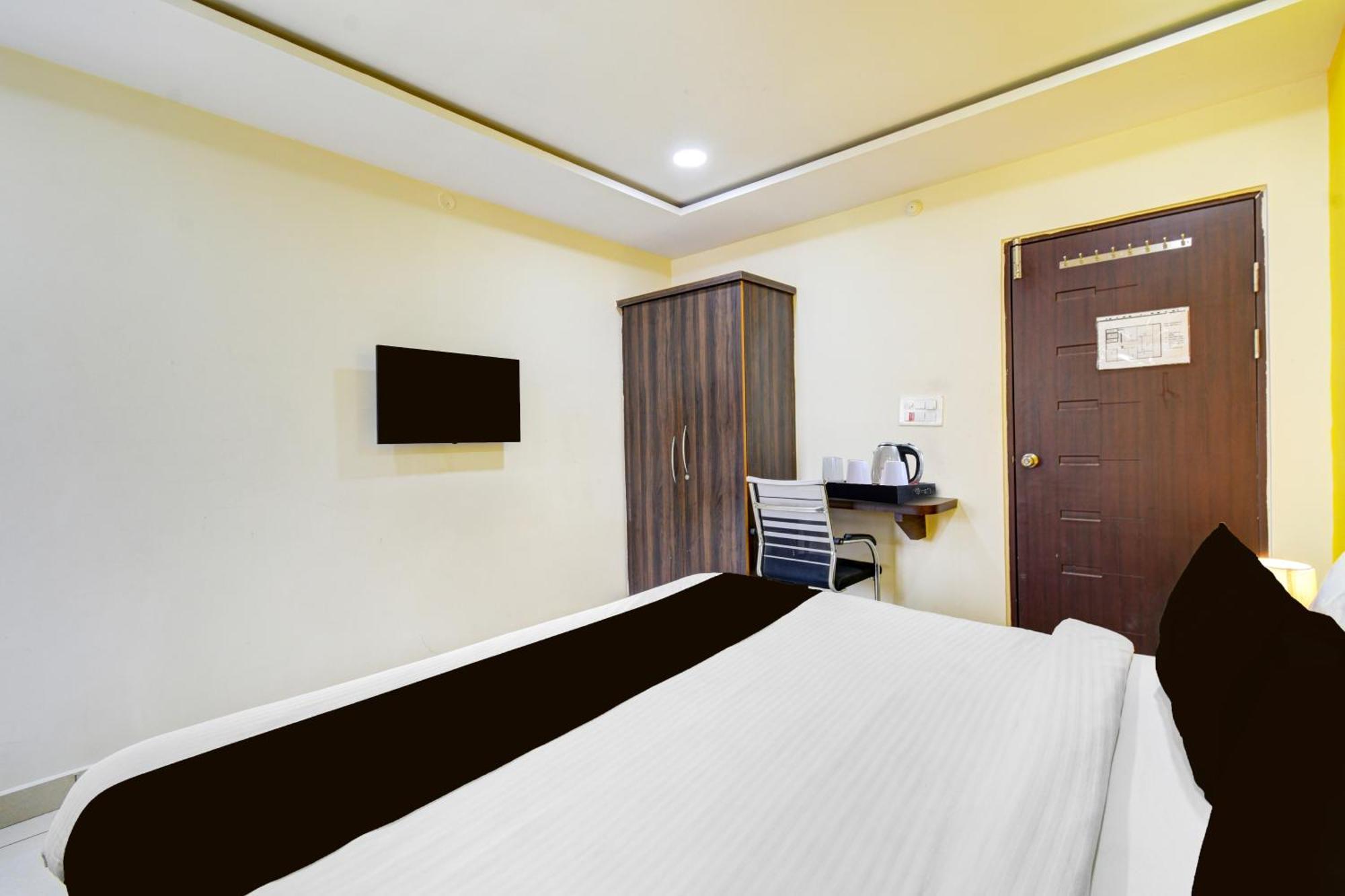 Super Hotel O Kondapur Hyderabad Formerly Dunes Inn Eksteriør billede